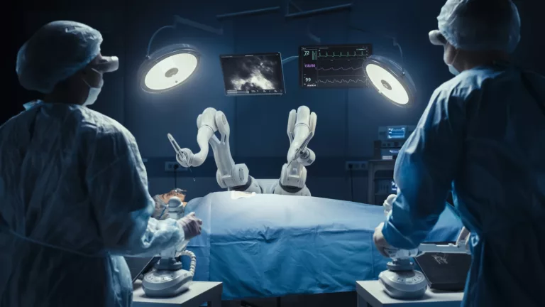 Nouvelle avancée en chirurgie : Un robot capable d&rsquo;opérer les tumeurs linguales avec une précision inégalée