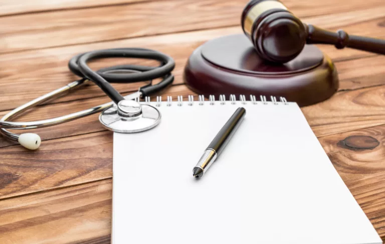 Le droit à l&rsquo;oubli : Une avancée majeure pour les survivants du cancer et bientôt pour les diabétiques ?